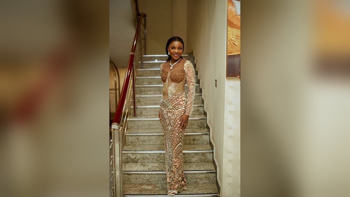 Celebrity Fashion: Best Red Carpet Looks